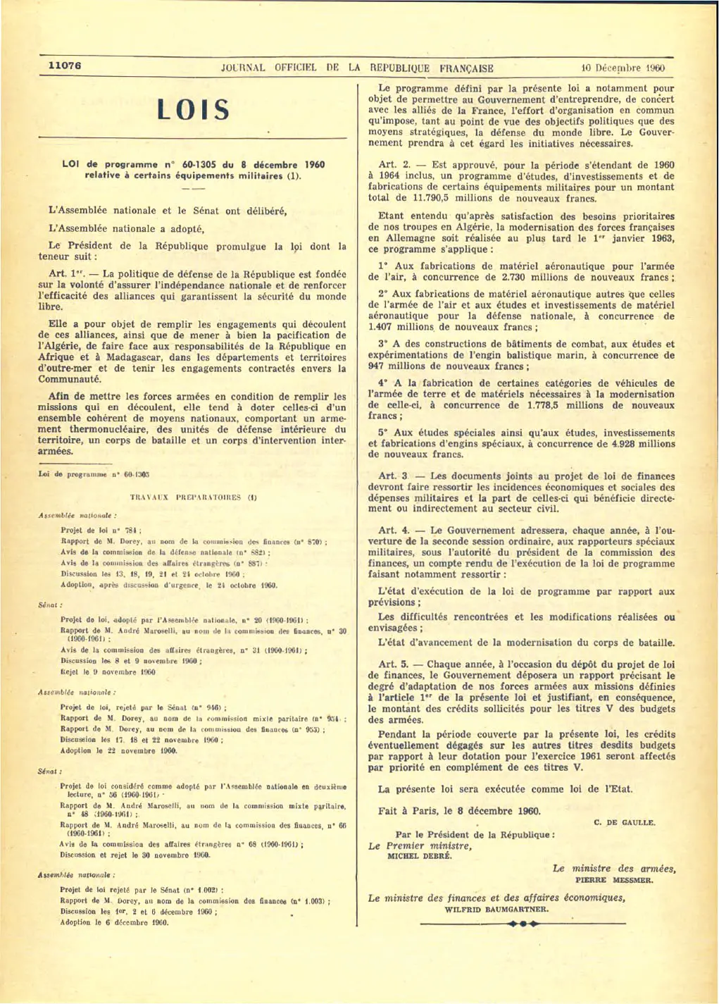 La première LPM, loi de programme du 8 décembre 1960 relative à certains équipements militaires qui tient sur une page du Journal officiel