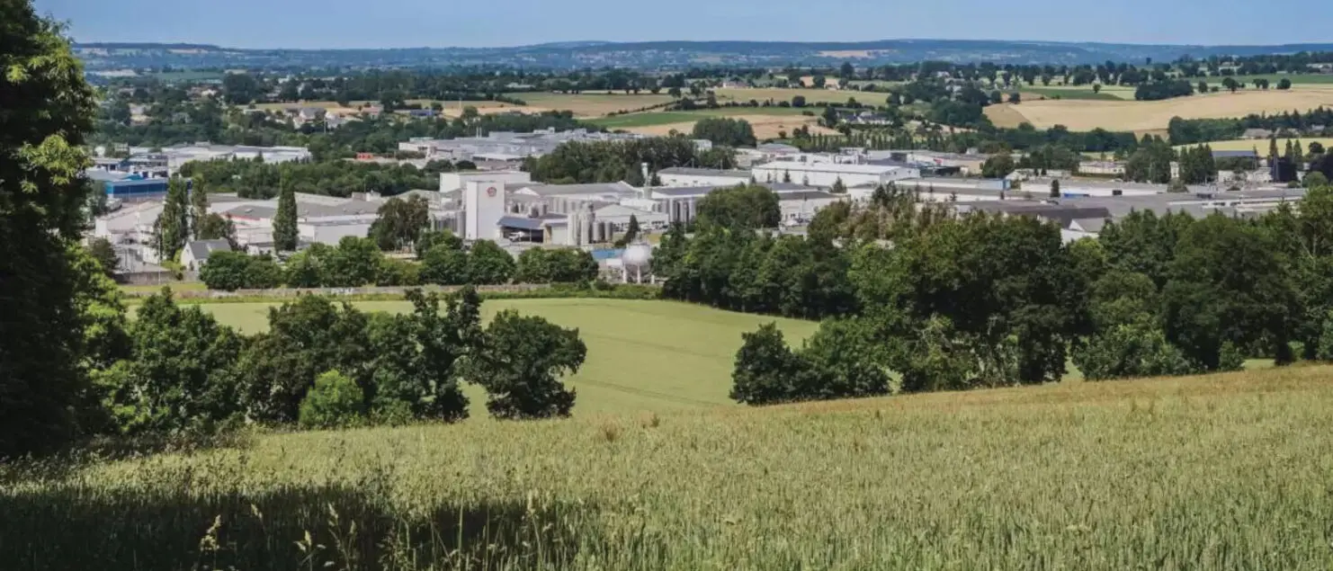 La friche industrielle de Laudun-l’Ardoise dans le Gard rhodanien fait partie des premiers « sites clés en main France 2030 ».