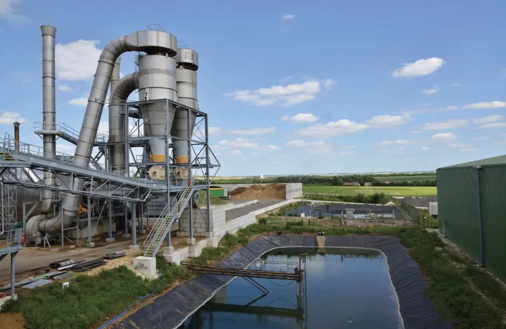 Protéger l’eau en offrant des perspectives aux agriculteurs : l’agence de l’eau Seine-Normandie soutient les filières à bas niveaux d’intrants, telles que la luzerne.