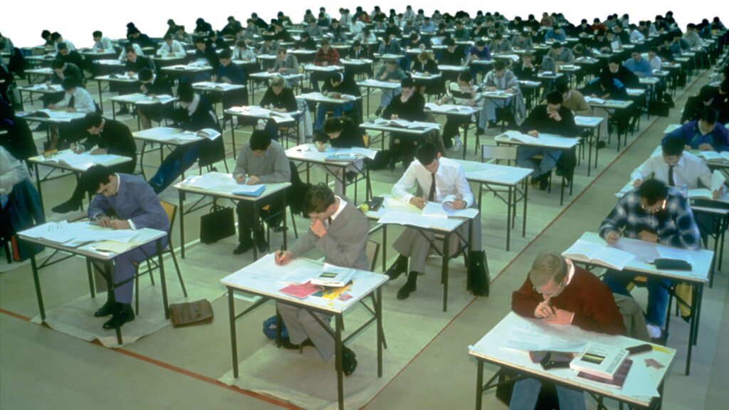 Le concours d'entrée à l'École polytechnique en 2001. © Collections École polytechnique (Palaiseau)