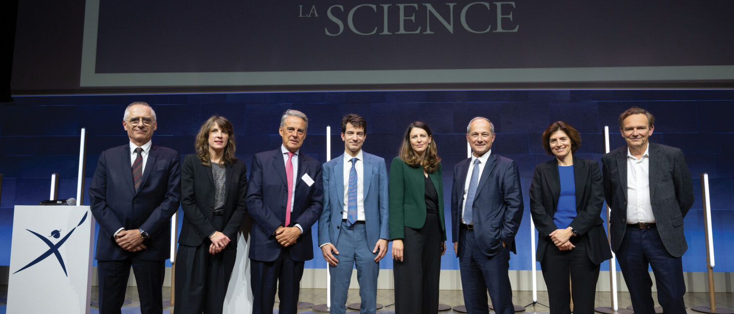 Lancement de la campagne de levée de fonds de la Fondation de l'école polytechnique : De gauche à droite : Thierry Coulhon, Marie Caillat, Alexandre de Juniac (X81), Loïc Rocard (X91), Laura Chaubard (X99), Frédéric Oudéa (X81), Christel Heydemann (X94) et Jean-Paul Cottet (X74).